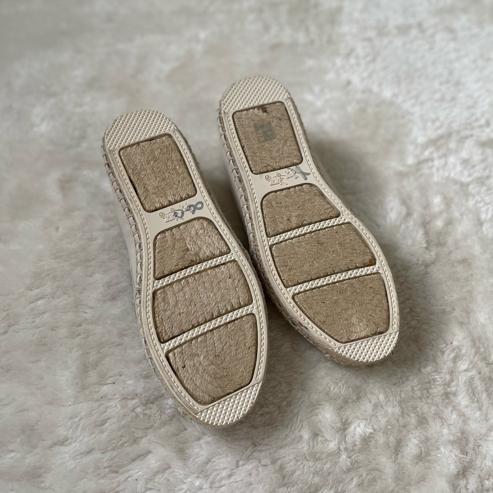Coach Rhodelle Espadrille Flats
Coach Women's Off-White Espadrilles - Picture 7 of 10